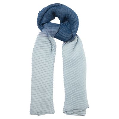 Navy pleated ombre scarf
